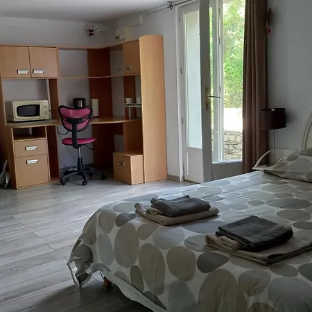 La Campagne En * Ним